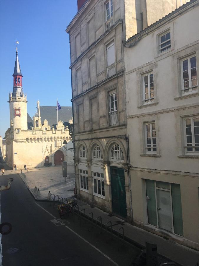 Hotel De Ville 3 Et Parking La Rochelle  Exterior photo